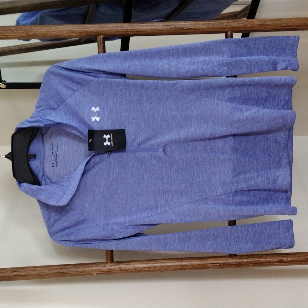 Under Armour Long Sleeve Heatgear Top Size XS NWT